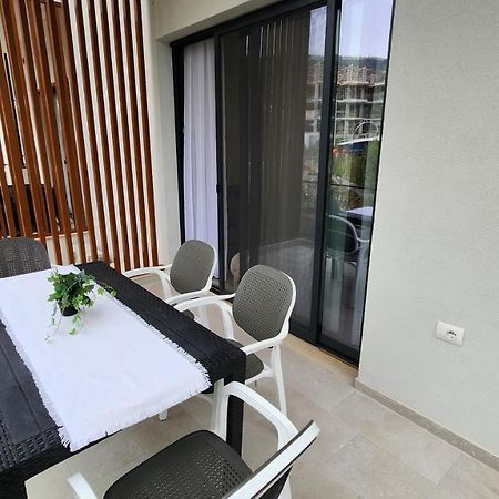 Solar Rooms And Apartments ฮีมาเรอ ภายนอก รูปภาพ