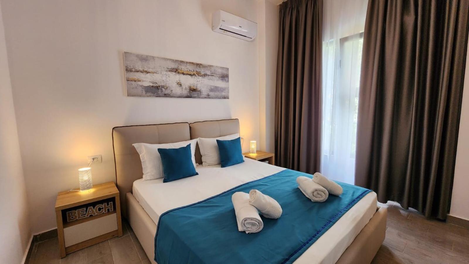 Solar Rooms And Apartments ฮีมาเรอ ภายนอก รูปภาพ
